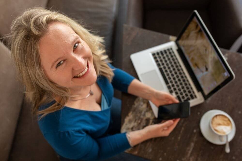 Barbara mit Laptop